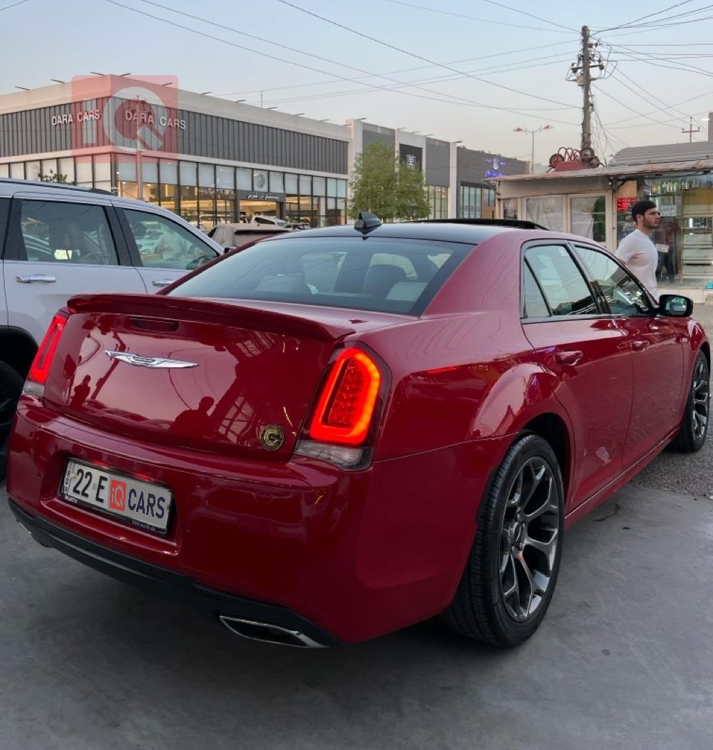 كرايسلر 300